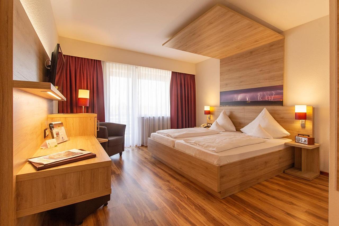 Flair-Hotel Zum Benediktiner Шварцах-ам-Майн Екстер'єр фото